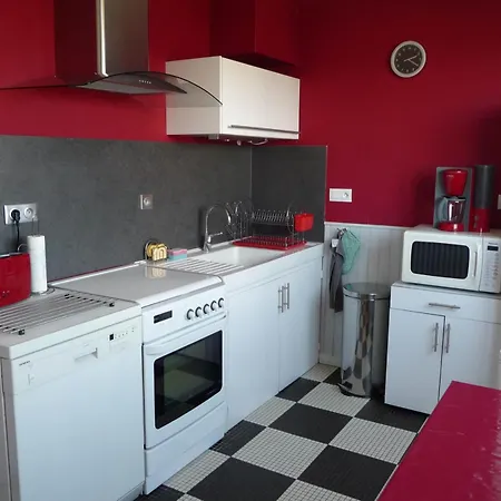 Holiday home Marcelliere - Maison Familiale 2 Etoiles Jardin - Ideal La Pironniere