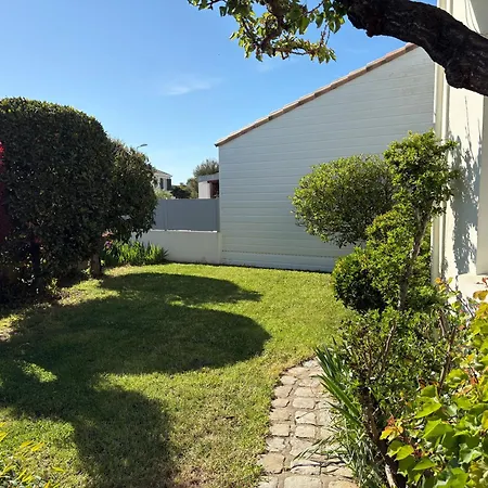Marcelliere - Maison Familiale 2 Etoiles Jardin - Ideal Holiday home *
